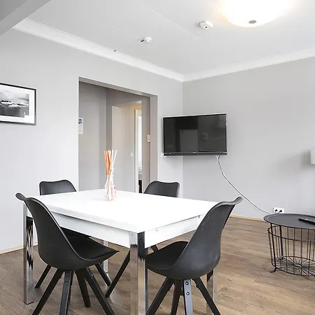 Sif Aparthotel