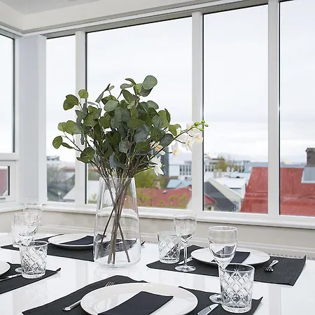 Sif * Reykjavík
