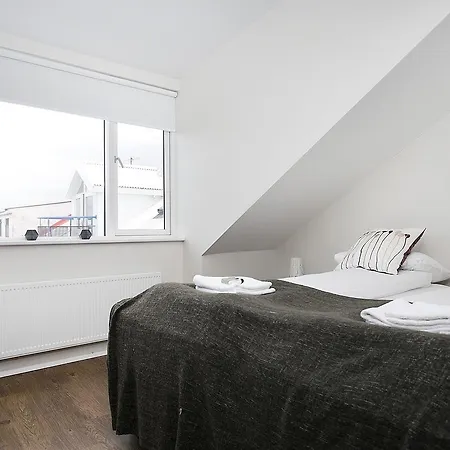 Aparthotel Sif *