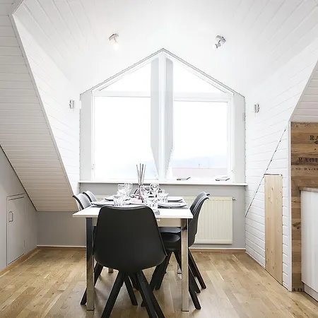 Aparthotel Sif *