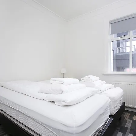 Aparthotel Sif *