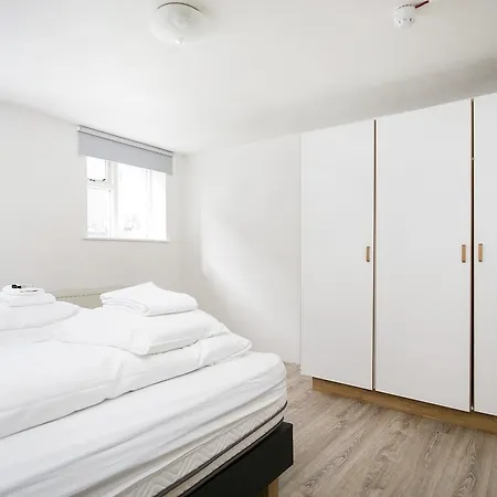 Sif Aparthotel *