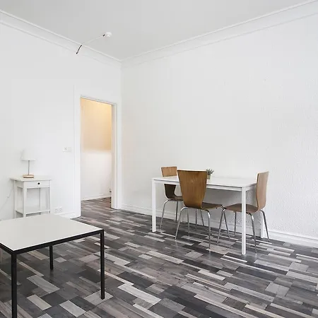 Sif Aparthotel *
