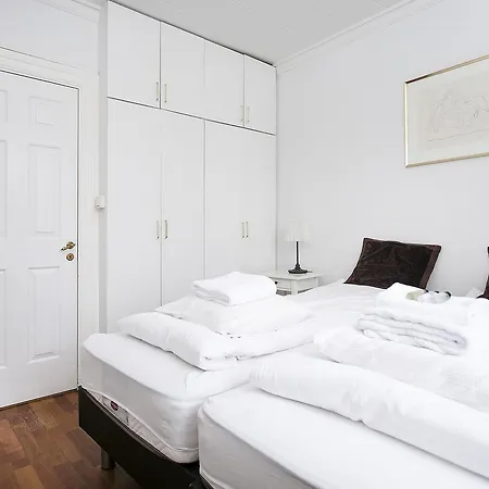 Aparthotel Sif *