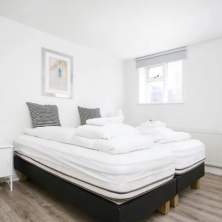 Sif Aparthotel *